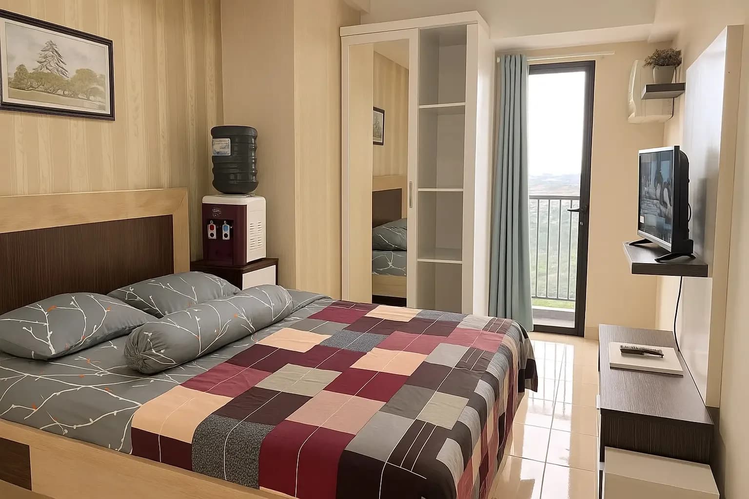 Tempat Tidur Bersih ByBee Apartment
